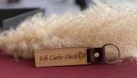 Schlüsselanhänger aus Holz, Ich Liebe Dich, Valentinstag, individuelle Lasergravur, Personalisierbar