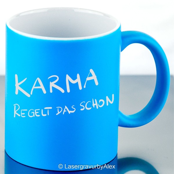 Hochwertige Keramik Kaffeetasse mit farbiger Lasergravur Karma